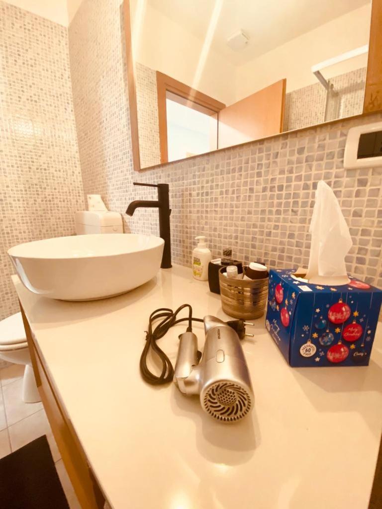 Casa Vacanze Viale Miramare 31- Delizioso Mini Loft Industrial Triest Zewnętrze zdjęcie